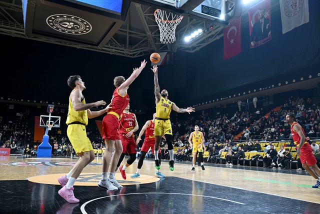 MSK’DAN ŞAMPİYONLAR LİGİ’NDE OOSTENDE’Yİ 84-76 YENDİ